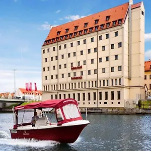 **** Hotel Qubus Polónia