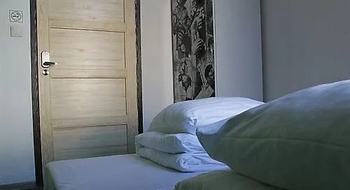 La Guitarra Hostel Познань 0*,
